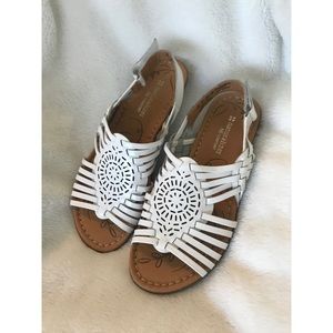 NATURALIZER Huarache Sandal, White, Size 7